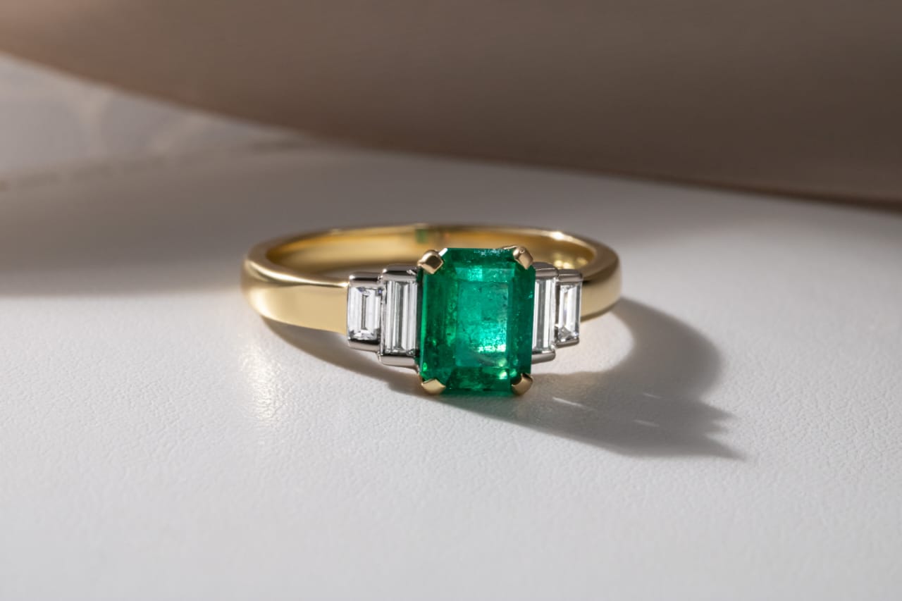 Men’s Green Diamond Rings A Modern Classic